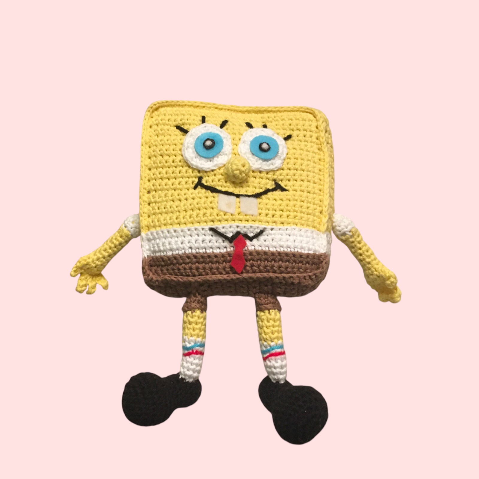 Adorable peluche de Bob l'Éponge, crochetée à la main.